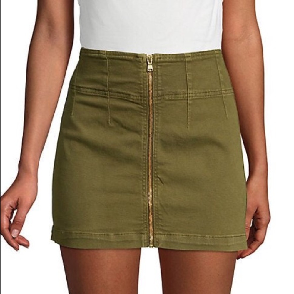 🌙FREE PEOPLE Virgo Mini Skirt🌙
